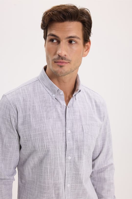 Erkek Slim Fit Dar Kesim Uzun Kollu %100 Pamuk Keten Efektli Düğmeli Yaka Rahat Gri Gömlek