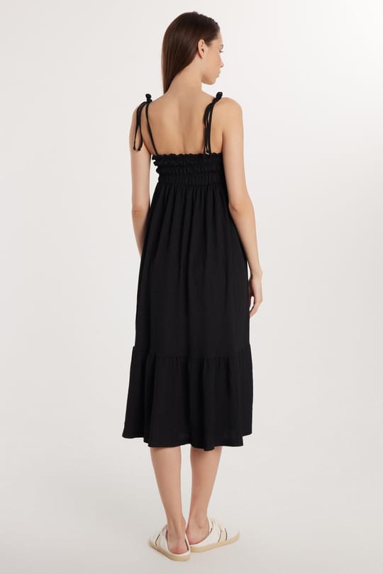 Kadın Slim Fit Dar Kesim İnce Askılı Bağlama Detaylı Büzgülü Siyah Elbise