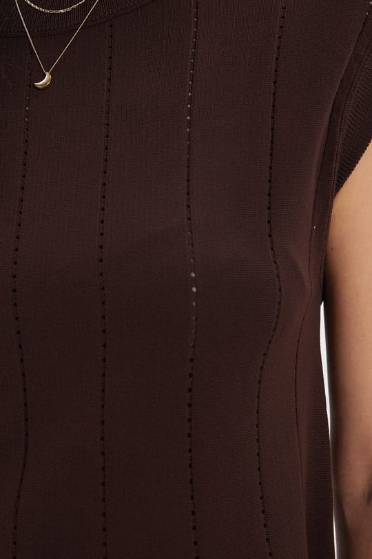 Kadın Standart Fit Normal Kesim Kolsuz Bisiklet Yaka Kahverengi Triko Elbise