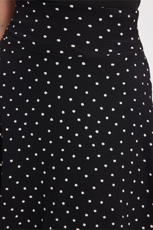 Kadın Slim Fit Dar Kesim Yüksek Bel Puantiyeli Pamuklu Siyah Etek 
