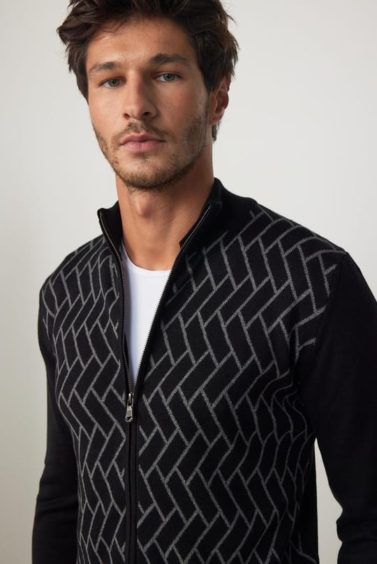 Erkek Slim Fit Dar Kesim Yarım Balıkçı Yaka Fermuarlı Önü Desenli Hırka