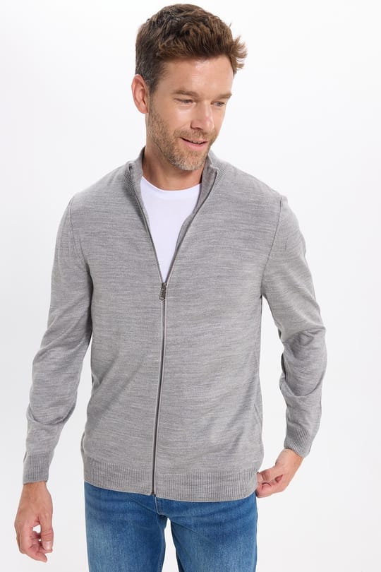 Erkek Slim Fit Dar Kesim Açık Gri Dik Yaka Fermuarlı Düz Hırka