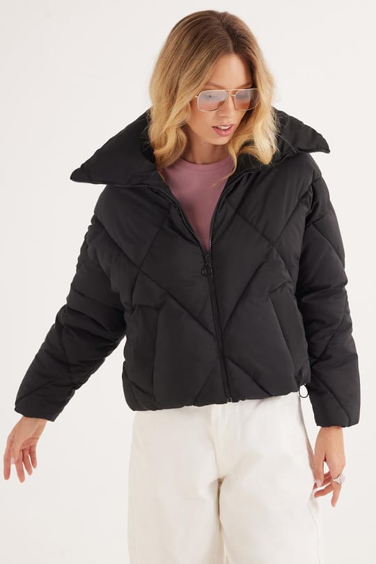 Kadın Oversize Geniş Kesim Şişme Dik Yaka Siyah Mont