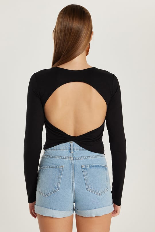 Kadın Slim Fit Dar Kesim Uzun Kollu Bisiklet Yaka Sırt Detaylı Siyah Viskon Bluz