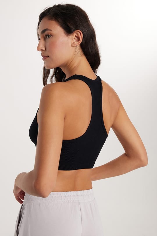 Kadın Slim Fit Dar Kesim Askılı U Yaka Siyah Crop Atlet