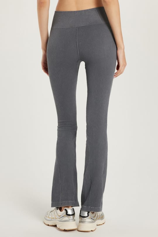 Kadın Slim Fit Dar Kesim Fitilli Dar Paça Gri Pantolon