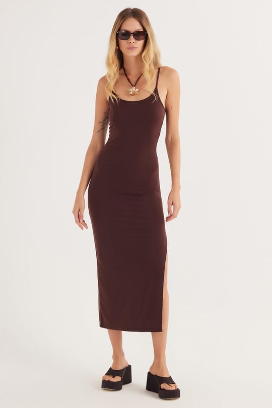 Kadın Slim Fit Dar Kesim İnce Askılı U Yaka Kahverengi Elbise