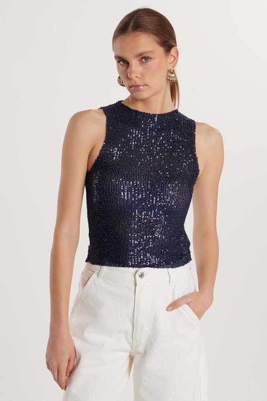 Kadın Slim Fit Dar Kesim Sıfır Kol Payetli Halter Yaka Lacivert Bluz