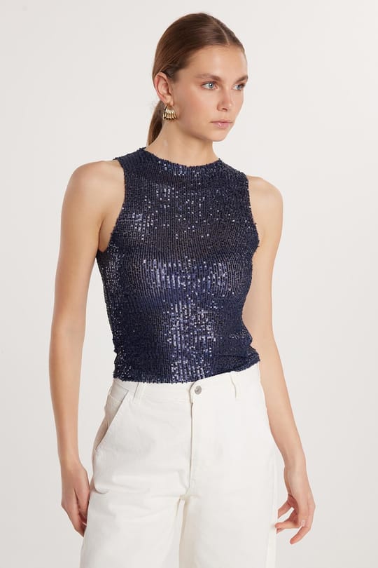 Kadın Slim Fit Dar Kesim Sıfır Kol Payetli Halter Yaka Lacivert Bluz