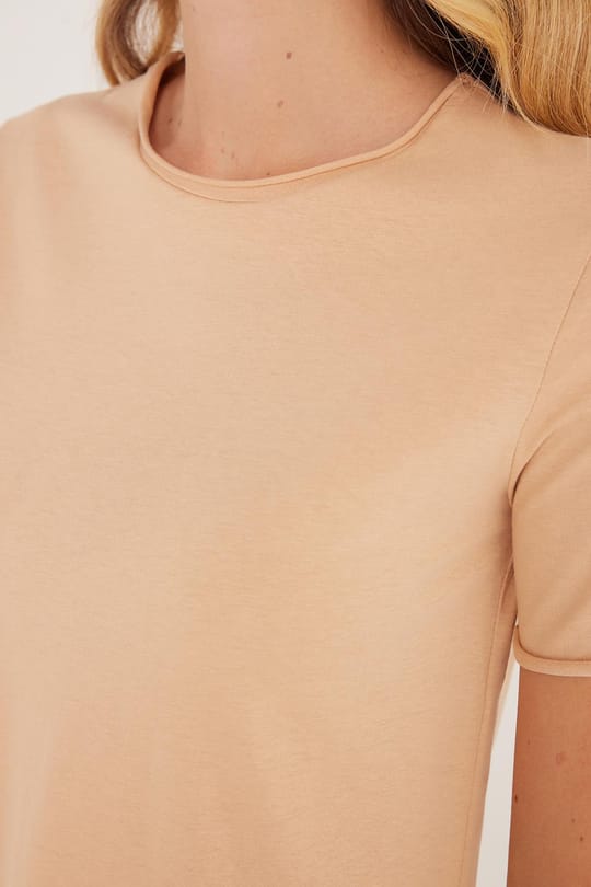 Kadın Slim Fit Dar Kesim %100 Pamuk Bisiklet Yaka Kahverengi Tişört