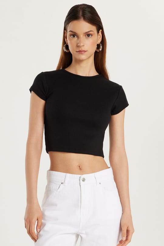 Kadın Modal Kumaş Slim Fit Dar Kesim Kısa Kollu Bisiklet Yaka Siyah Tişört