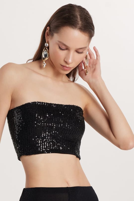 Kadın Slim Fit Dar Kesim Straplez Payetli Siyah Bluz