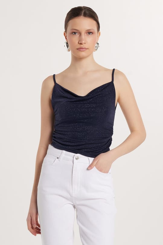 Kadın Slim Fit Dar Kesim İnce Askılı Lacivert Bluz
