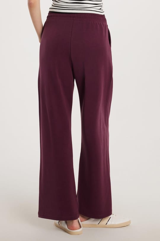Kadın Modal Kumaş Regular Fit Normal Bel Çift Cep Beli Bağcıklı Bordo Eşofman Altı