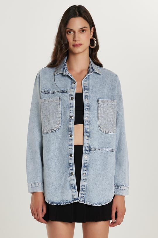 Kadın Regular Fit %100 Pamuk Çift Cepli Taş Detaylı Denim Açık Mavi Gömlek