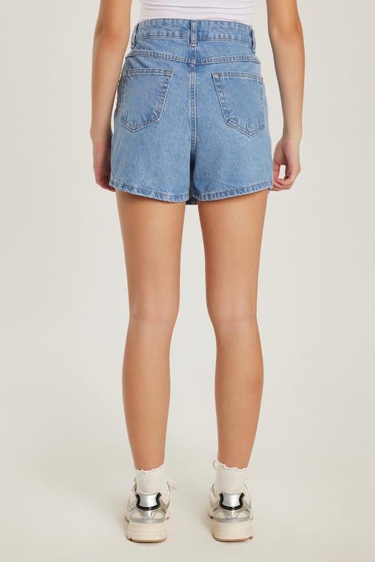 Kadın Slim Fit Dar Kesim Çift Cepli Açık Mavi Şort Etek