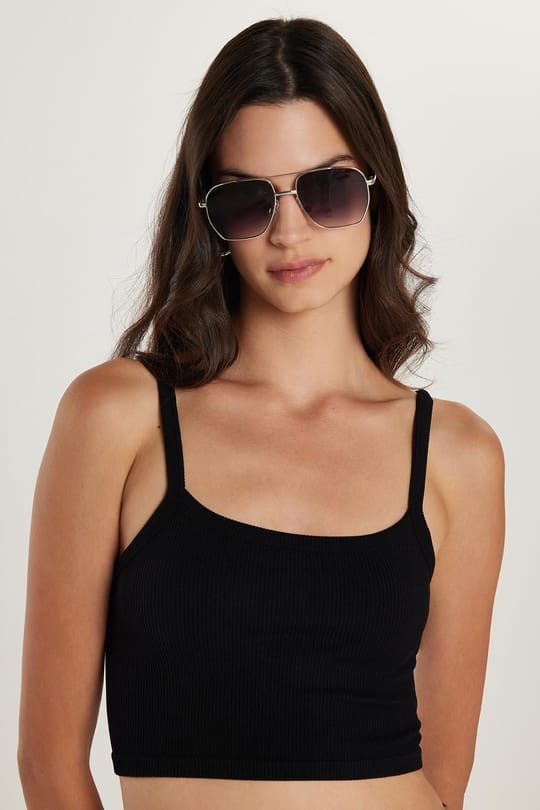 Kadın Slim Fit Kare Yaka Düz Basic Siyah Crop Atlet