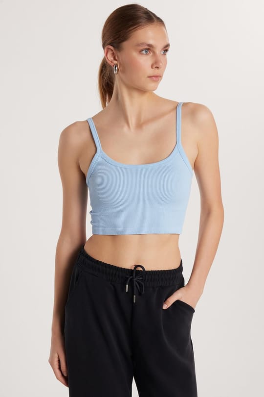 Kadın Slim Fit Kare Yaka Düz Basic Mavi Crop Atlet