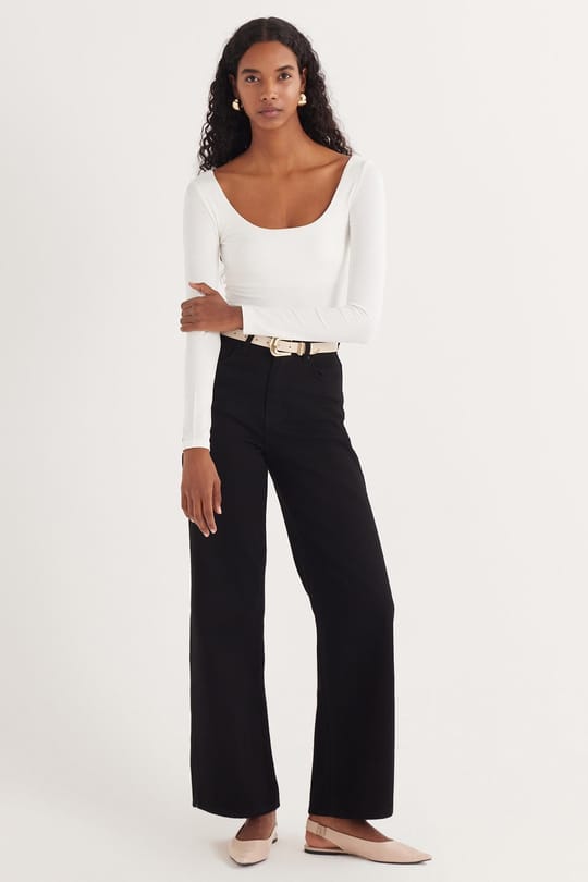 Kadın Slim Fit Dar Kesim Uzun Kollu Kayık Yaka Ekru Bluz
