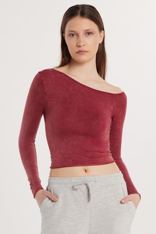 Kadın Slim Fit Dar Kesim Omuz Detaylı Bordo Bluz