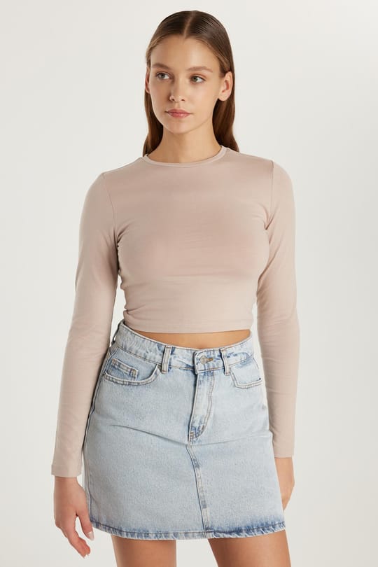 Kadın Slim Fit Dar Kesim Uzun Kollu Bisiklet Yaka Bej Bluz