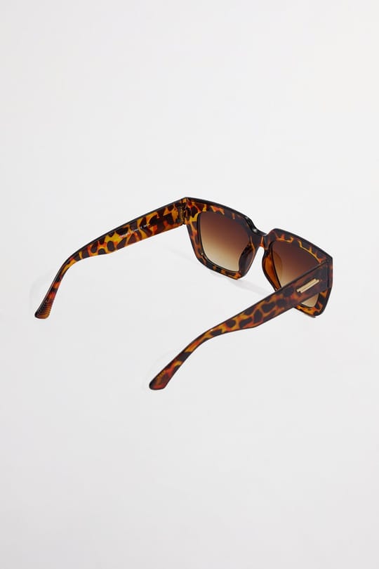 Kadın Oval Kahverengi Çerçeve UV 400 Korumalı Leopar Desenli Güneş Gözlüğü