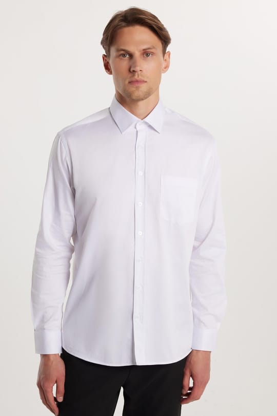 Erkek Regular Fit Klasik Kesim %100 Pamuk Saten Tek Cepli Beyaz Gömlek