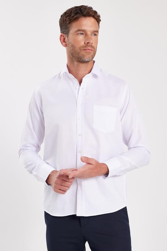 Erkek Regular Fit Klasik Kesim Armürlü Kravatlık Yaka Desenli Beyaz Gömlek