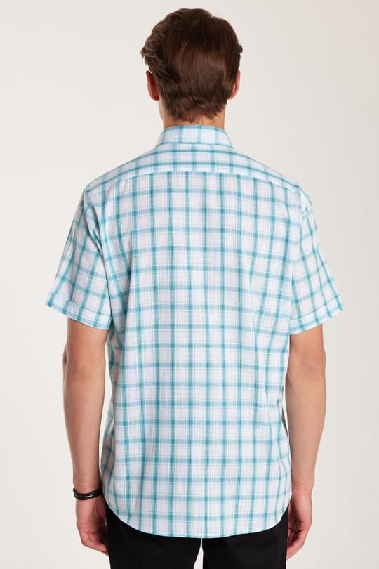 Erkek Regular Fit Klasik Kesim Oversize %100 Pamuk Keten Doku Kareli Düğmeli Yaka Beyaz Gömlek