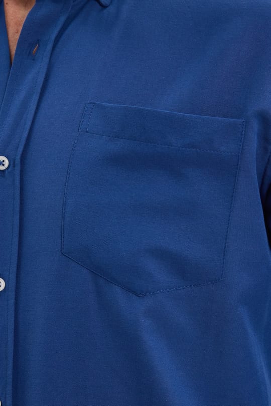 Erkek Regular Fit Klasik Kesim Düz Yaka Düğmeli Cepli Lacivert Gömlek