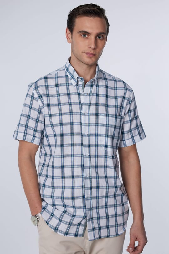 Klasik Fit Kısa Kol Düğmeli Yaka Tek Cep Kareli Yazlık Keten Efekt Erkek Gömlek