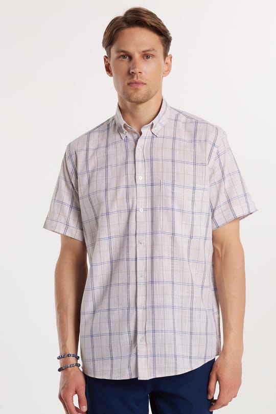 Erkek Regular Fit Klasik Kesim Oversize %100 Pamuk Keten Doku Tek Cepli Kareli Kısa Kollu Düğmeli Yaka Gömlek