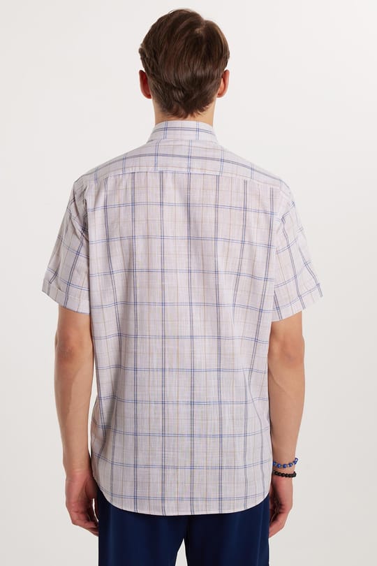 Erkek Regular Fit Klasik Kesim Oversize %100 Pamuk Keten Doku Tek Cepli Kareli Kısa Kollu Düğmeli Yaka Gömlek