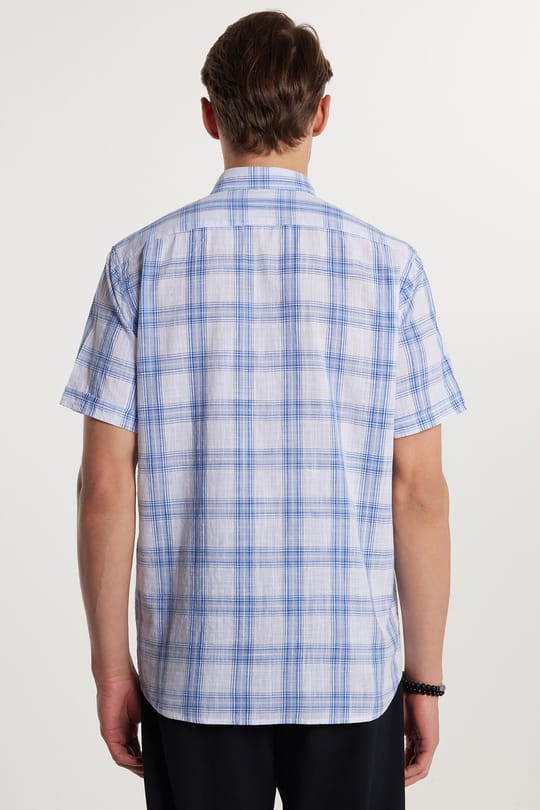 Erkek Regular Fit Klasik Kesim Oversize %100 Pamuk Keten Doku Tek Cepli Kareli Kısa Kollu Düğmeli Yaka Gömlek