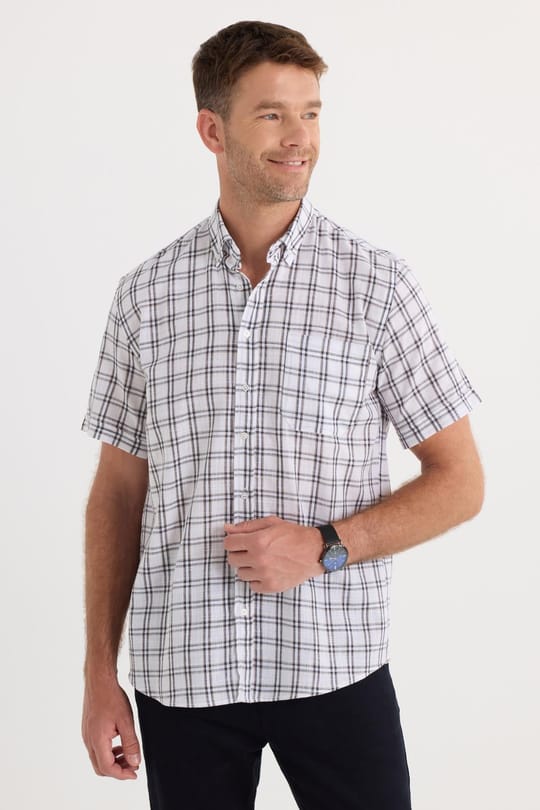 Erkek Regular Fit Klasik Kesim Oversize %100 Pamuk Keten Doku Cepli Kareli Kısa Kollu Düğmeli Yaka Gömlek