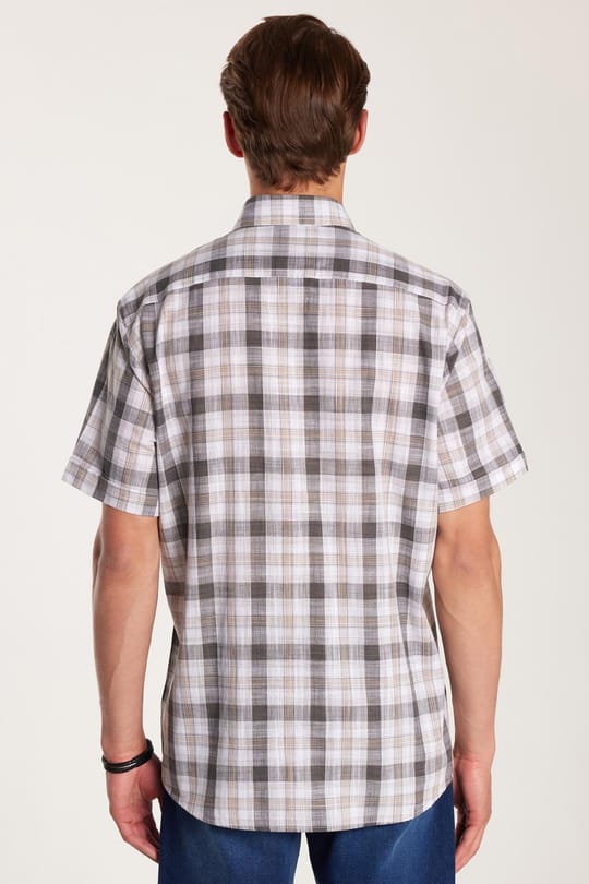 Erkek Regular Fit Klasik Kesim Oversize %100 Pamuk Keten Doku Cepli Kareli Kısa Kollu Düğmeli Yaka Gömlek
