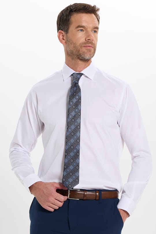 Erkek Regular Fit Rahat Kesim Beyaz Non-Iron Pamuklu  Gömlek