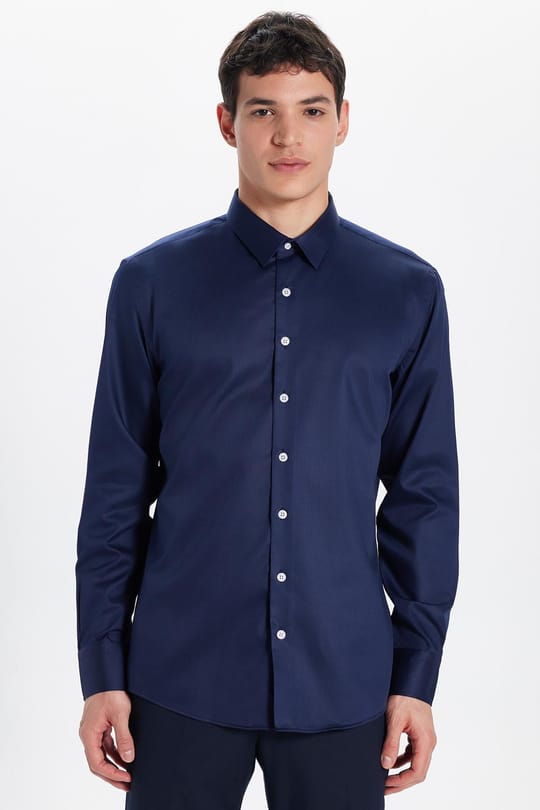 Erkek Regular Fit Klasik Kesim Lacivert Non-Iron Pamuklu Ütü Gerektirmez Gömlek