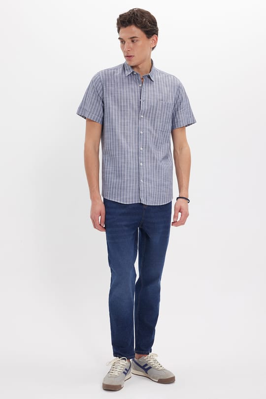 Erkek Regular Fit Klasik Kesim Oversize %100 Pamuk Keten Doku Tek Cepli Çizgili Kısa Kollu Lacivert Gömlek