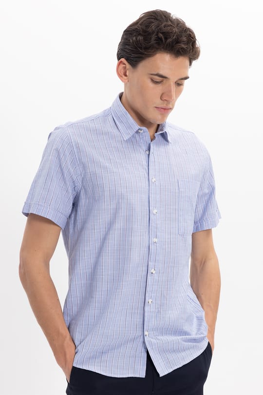 Erkek Regular Fit Klasik Kesim Oversize %100 Pamuk Keten Doku Tek Cepli Çizgili Kısa Kollu Mavi Gömlek