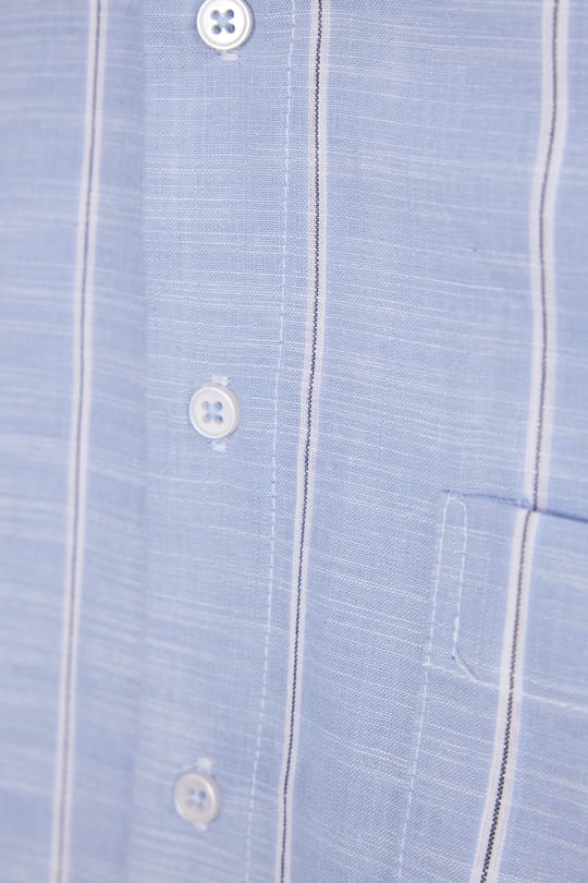 Erkek Regular Fit Klasik Kesim Oversize %100 Pamuk Keten Doku Tek Cepli Çizgili Kısa Kollu Mavi Gömlek