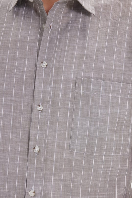 Erkek Regular Fit Klasik Kesim Oversize %100 Pamuk Keten Doku Tek Cepli Çizgili Kısa Kollu Haki Gömlek