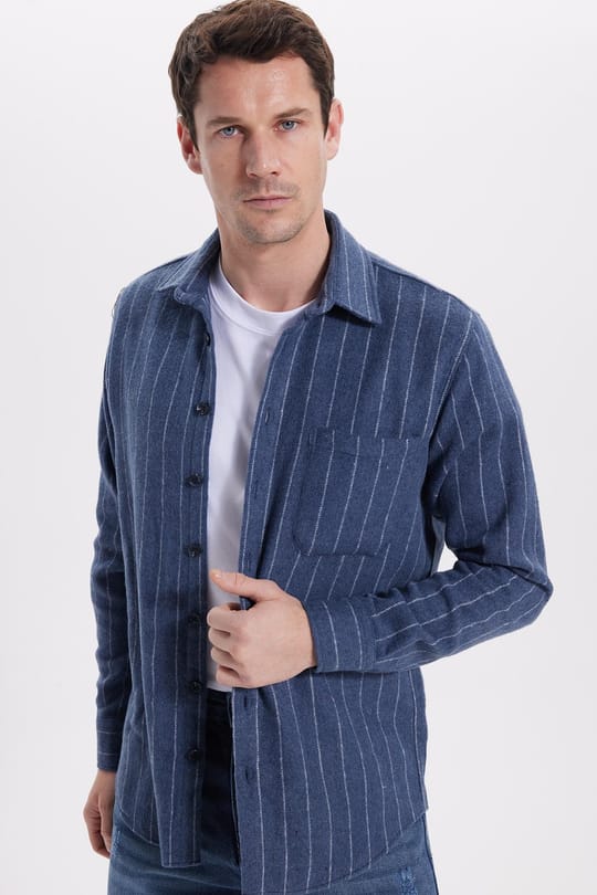 Erkek Regular Fit Klasik Kesim Çizgili Çift Cep Kapaklı Oduncu Gömlek
