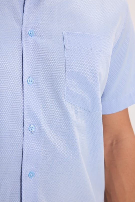 Erkek Regular Fit Klasik Kesim Pamuklu Kısa Kollu Armürlü Mavi Gömlek
