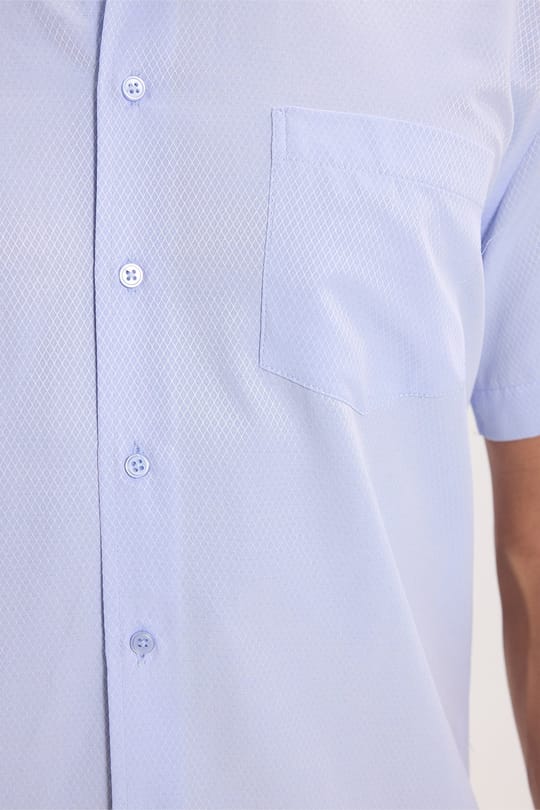 Erkek Regular Fit Klasik Kesim Pamuklu Kısa Kollu Armürlü Mavi Gömlek