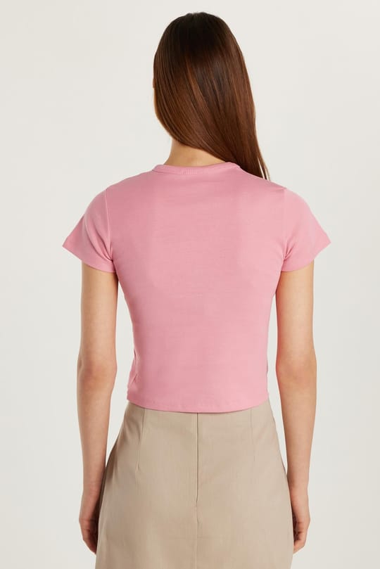 Kadın Slim Fit Dar Kesim Kısa Kollu Bağlamalı Bisiklet Yaka Baskılı Pembe Tişört