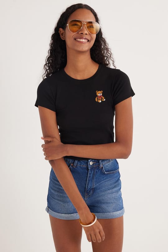 Kadın Slim Fit Dar Kesim Kısa Kollu Bisiklet Yaka Nakışlı Siyah Tişört
