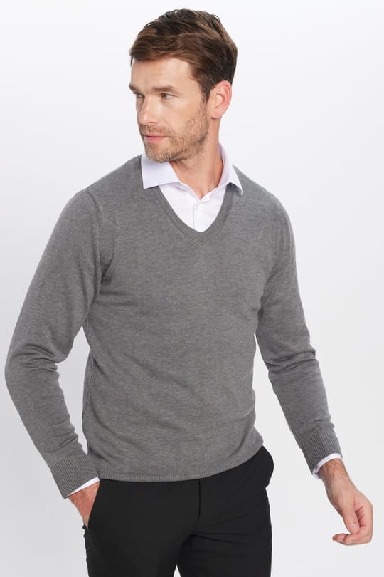 Erkek Slim Fit V Yaka Pamuklu Gri Triko Kazak