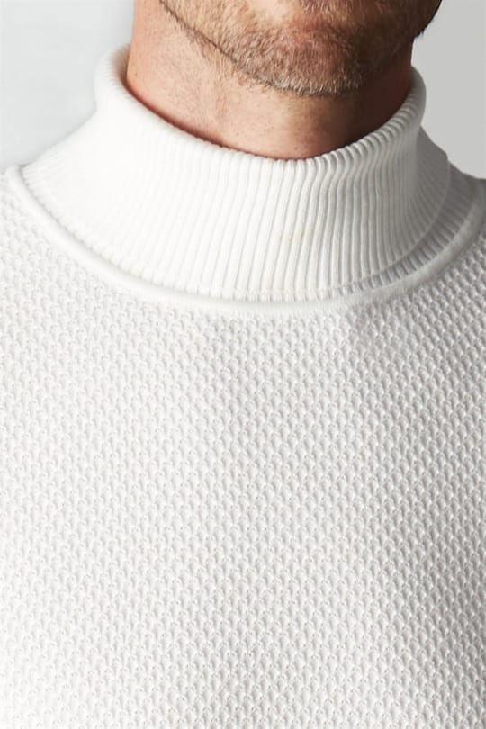Erkek Slim Fit Balıkçı Yaka Desenli Beyaz Triko Kazak