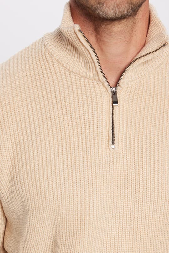 Erkek Slim Fit Dar Kesim Fermuarlı Bej Dik Yaka Triko Kazak